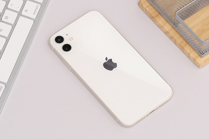 iPhone 11 64GB White SIM FREE Likenew 98%