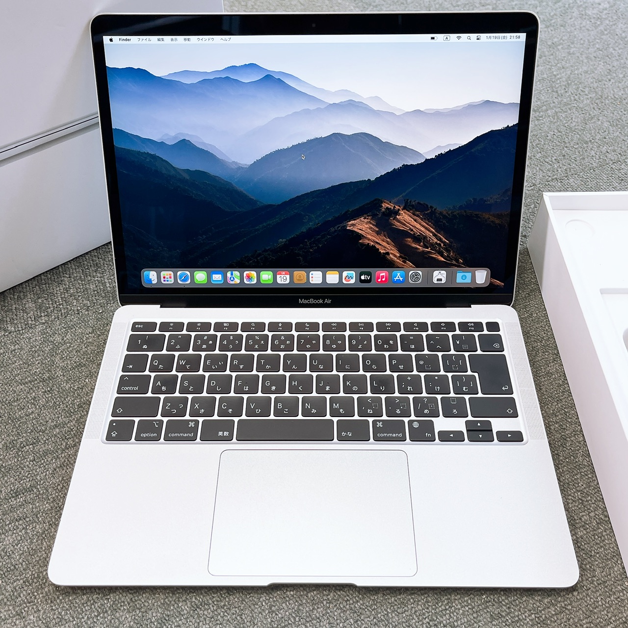 MacBook Air M1 2020 M1/8GB/256GB Silver