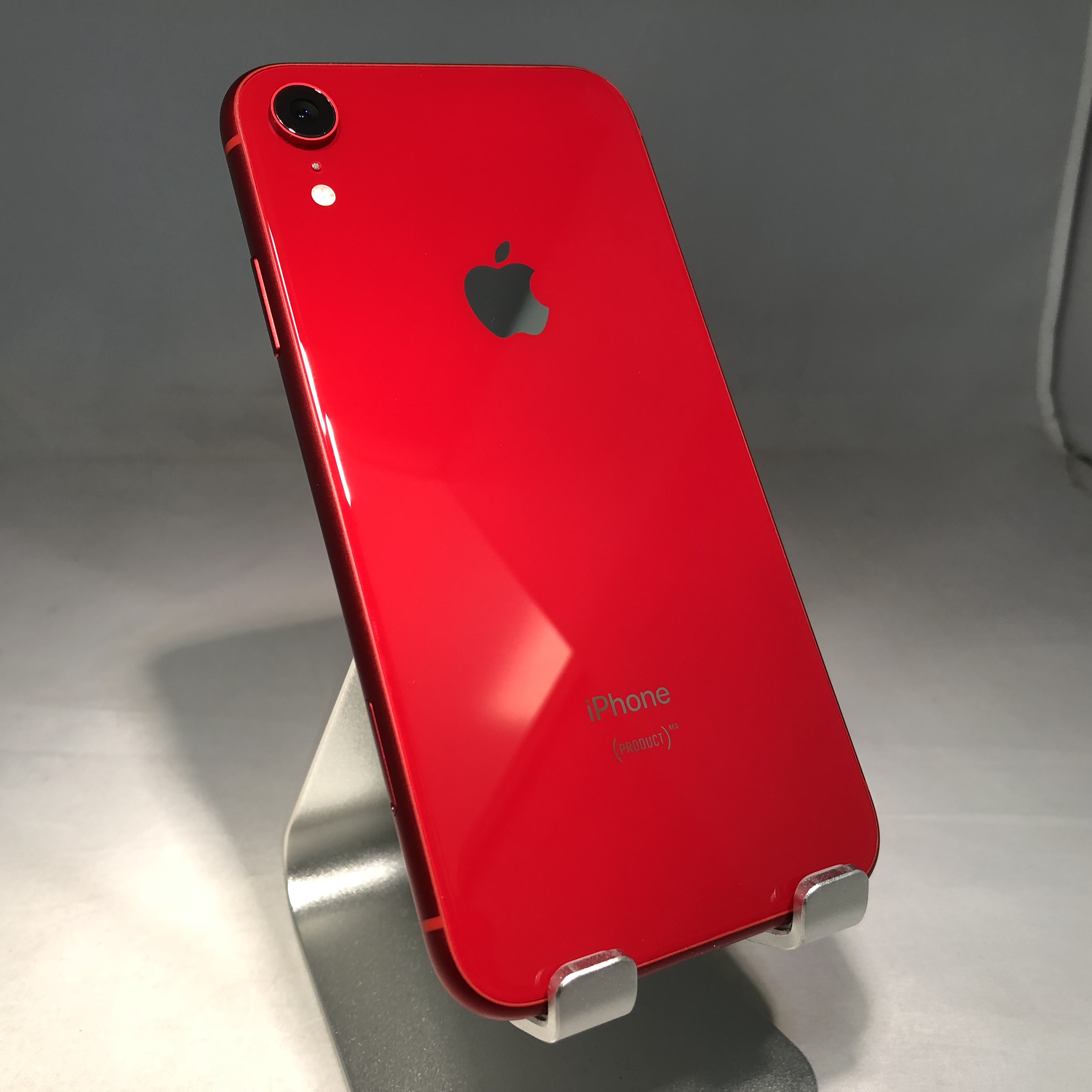 iPhone XR 128GB Red SIM FREE