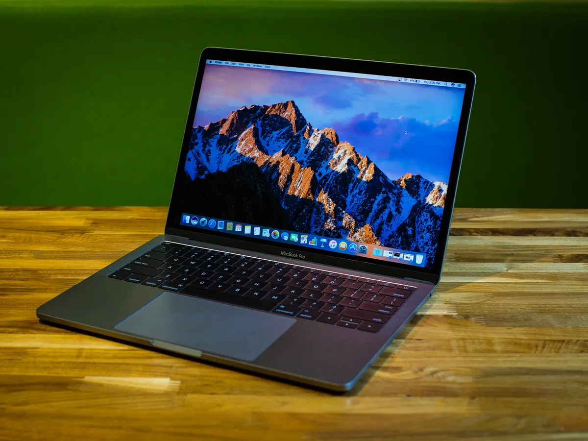 MacBook Pro 13-inch 2017 Intel Core i5/RAM 8GB/SSD 128GB