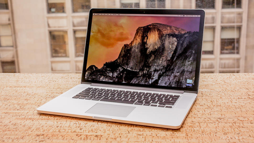 MacBook Pro 2015 Silver 13 inch i5/8GB/128GB