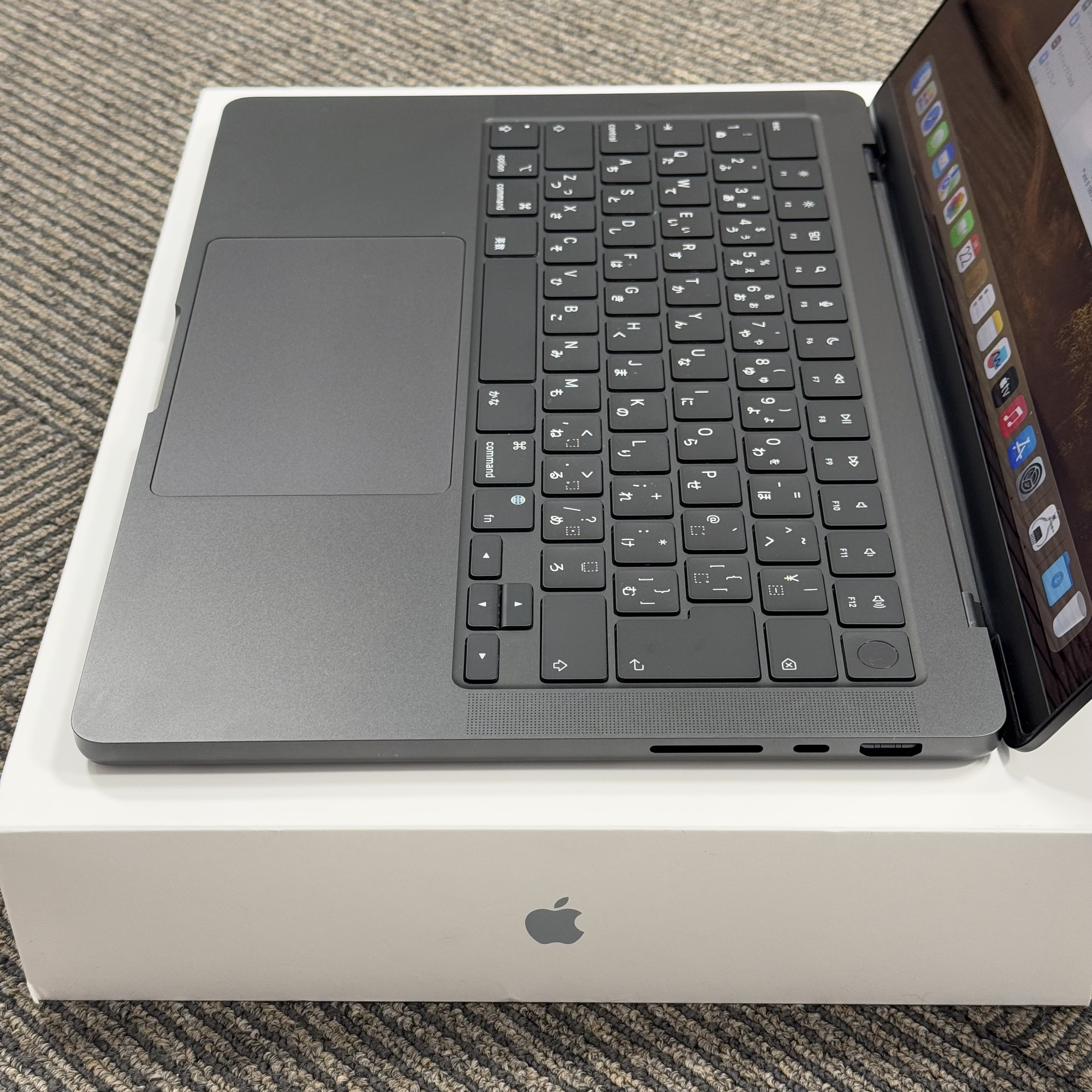 MacBook Pro 14-inch 2023 M3 Pro RAM 36GB/SSD 2TB MacBook Pro 14-inch 2023 M3 Pro RAM 36GB/SSD 2TB