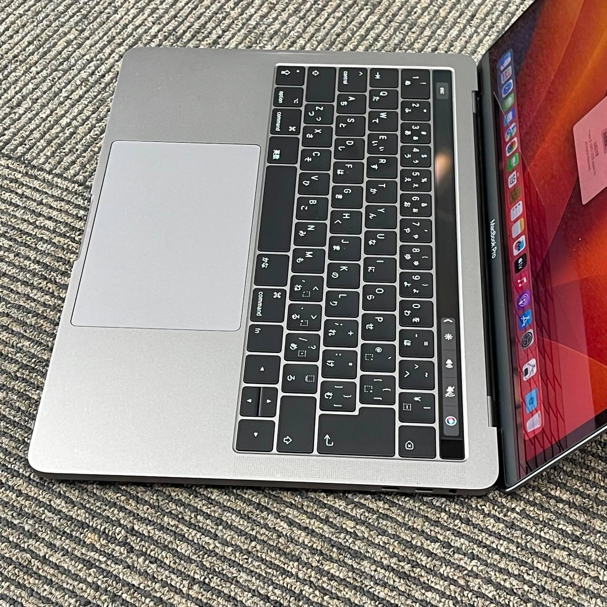 MacBook Pro 13-inch 2017 Intel Core i5/RAM 8GB/SSD 256GB MacBook Pro 13-inch 2017 Intel Core i5/RAM 8GB/SSD 256GB