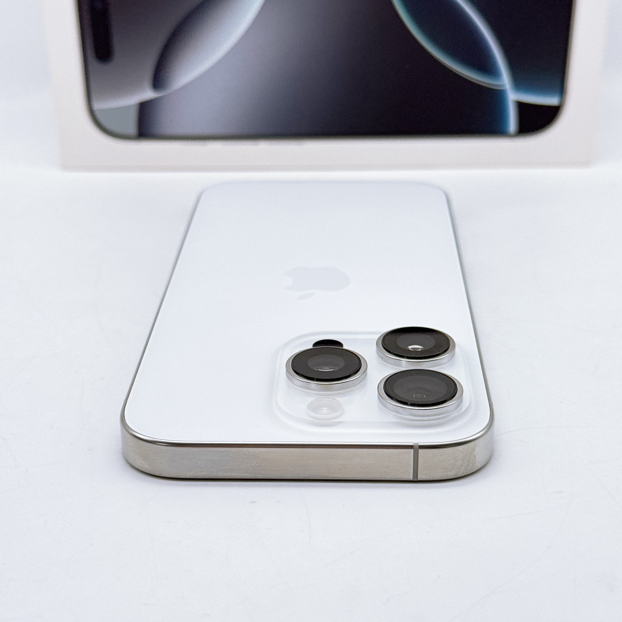 iPhone 16 Pro 256GB White Titanium SIM FREE iPhone 16 Pro 256GB White Titanium SIM FREE