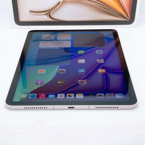 iPad Air 6 11-inch M2 2024 128GB Starlight SIM FREE iPad Air 6 11-inch M2 2024 128GB Starlight SIM FREE