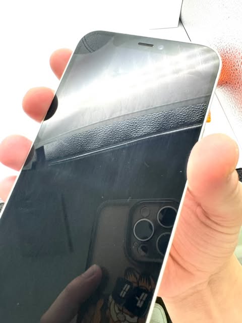 iPhone 12 64GB White SIM FREE iPhone 12 64GB White SIM FREE