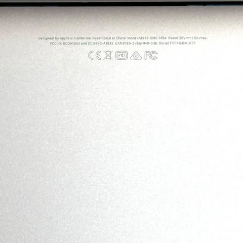 MacBook Air 13-inch 2018 Gold Intel Core i5/RAM 8GB/SSD 128GB MacBook Air 13-inch 2018 Gold Intel Core i5/RAM 8GB/SSD 128GB