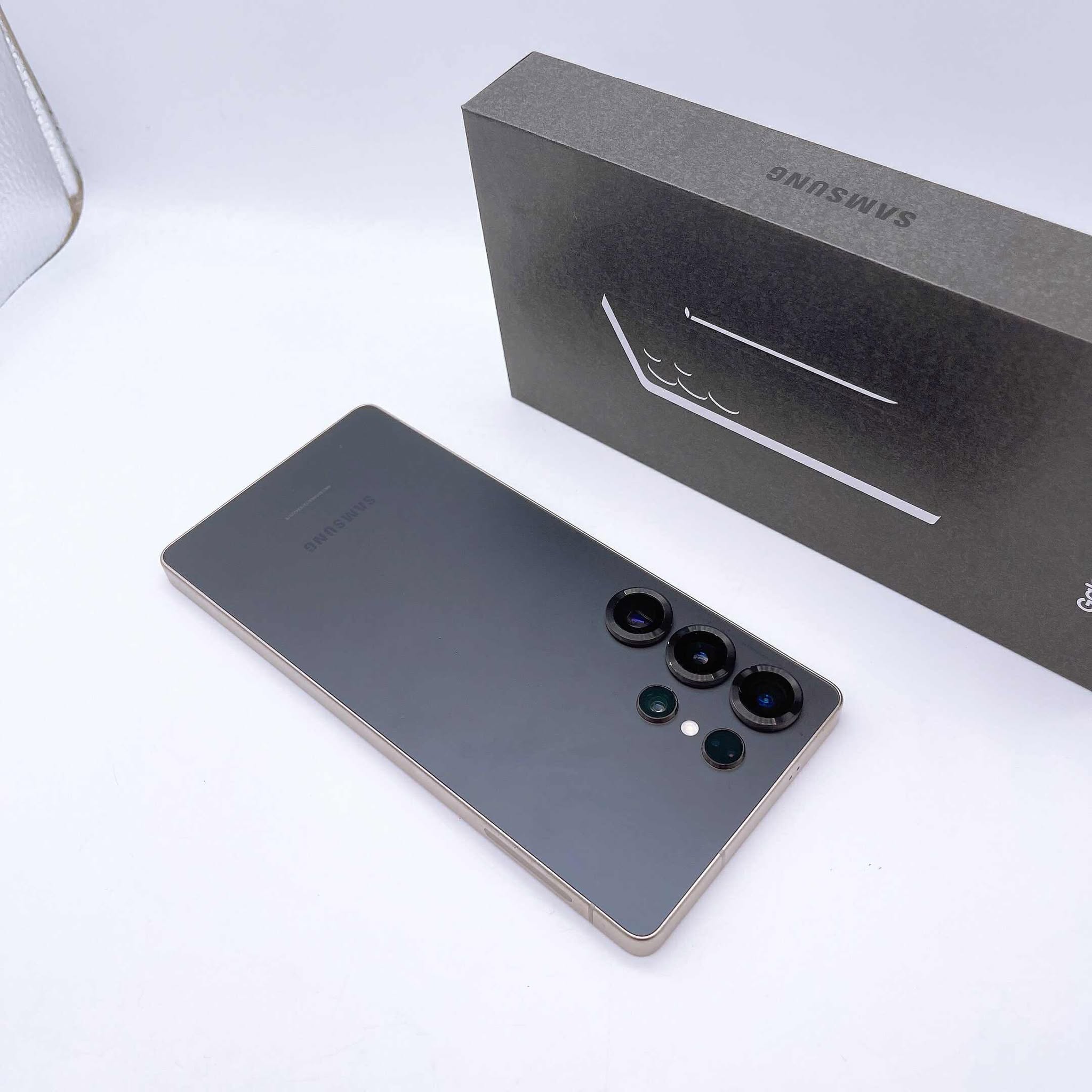 SAMSUNG Galaxy S25 Ultra - 256GB - Titanium Black - SIM FREE