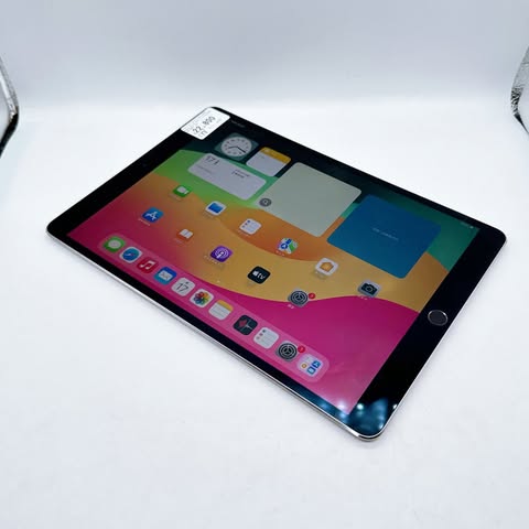 iPad Pro 10.5-inch 64GB Space Gray Wi-Fi