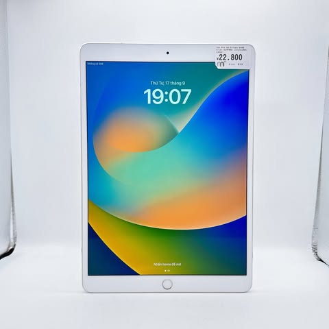 iPad Pro 10.5-inch 64GB Silver SIM FREE iPad Pro 10.5-inch 64GB Silver SIM FREE