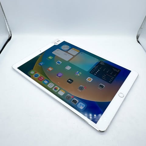 iPad Pro 10.5-inch 64GB Silver SIM FREE iPad Pro 10.5-inch 64GB Silver SIM FREE