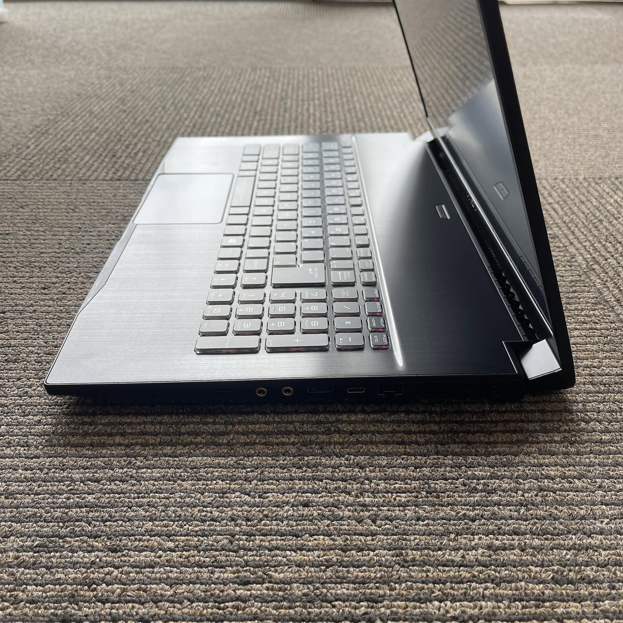 MSI GF75 Thin 10UEK (Core i7-10750H/ 2.6GHz/ RAM 16GB/ SSD 512GB/ GeForce RTX 3060) MSI GF75 Thin 10UEK (Core i7-10750H/ 2.6GHz/ RAM 16GB/ SSD 512GB/ GeForce RTX 3060)