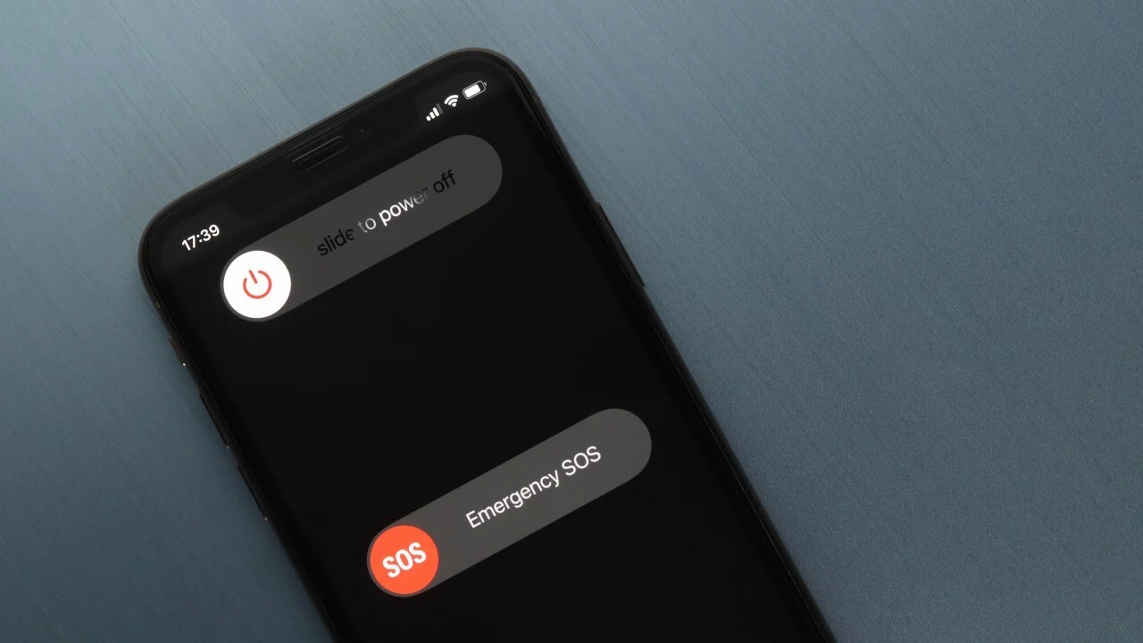Cách hạ nhiệt iPhone nhanh nhất: 10 mẹo đơn giản giúp máy mát ngay trong vài phút Cách hạ nhiệt iPhone nhanh nhất: 10 mẹo đơn giản giúp máy mát ngay trong vài phút