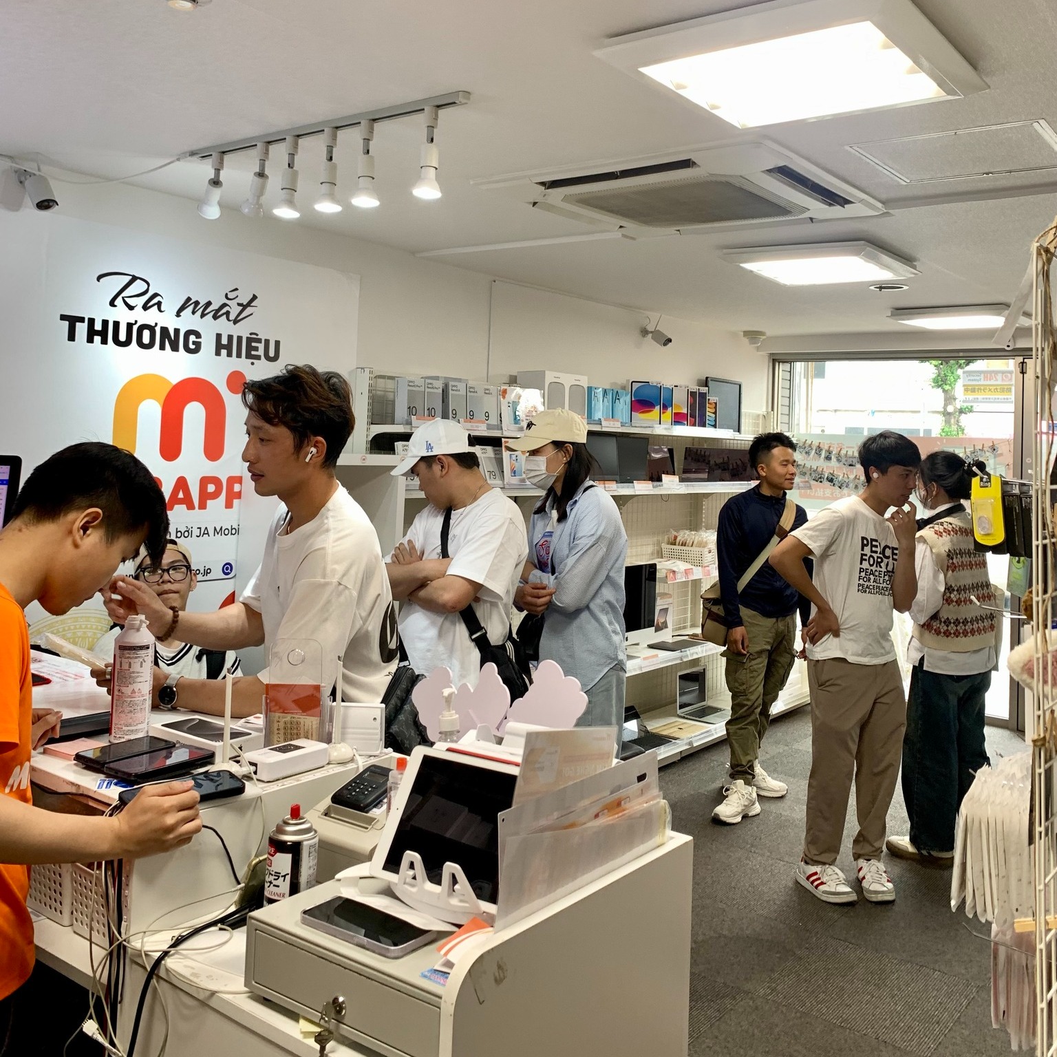 Dạo chơi tại phố điện tử Nagoya: Ở đâu, mua gì và những trải nghiệm không nên bỏ lỡ Dạo chơi tại phố điện tử Nagoya: Ở đâu, mua gì và những trải nghiệm không nên bỏ lỡ